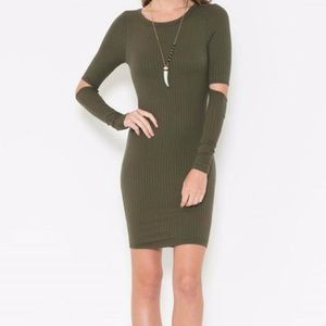 Green body con dress
